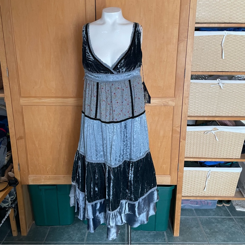 NWT Nick and Mo Layered Sleeveless Dress